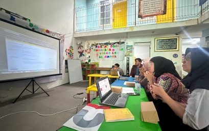 Pelatihan Pengelolaan Website Dasar untuk TK Sarah Shabrina