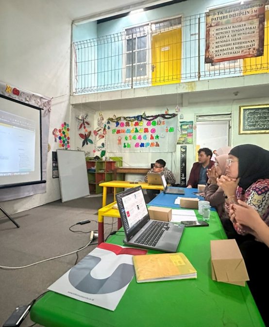Pelatihan Pengelolaan Website Dasar untuk TK Sarah Shabrina
