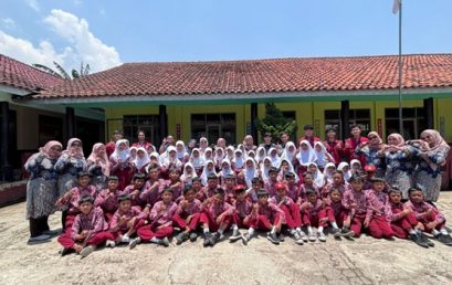 Pelatihan Computational Thinking untuk Siswa dan Guru Sekolah Dasar